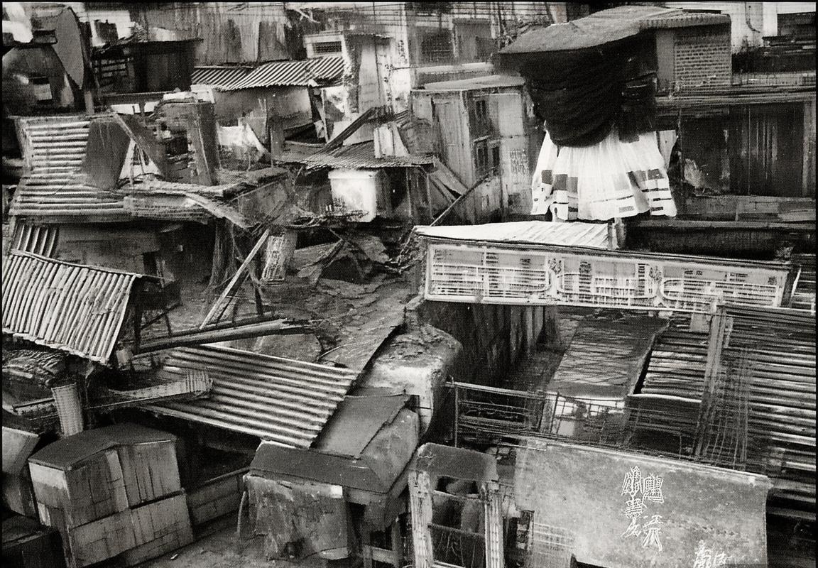 曼联主场惨败成惯例，阿莫林战术制造心理劣势，红魔战术调整迫在眉睫